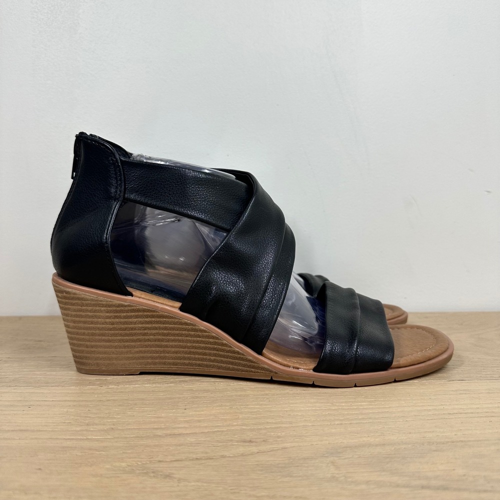 Eurosoft by Sofft Ginnifer Sandals Womens 11 Black Wedge Heel Strappy Comfort - Picture 4 of 12
